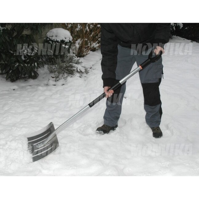 FISKARS lengvas sniego stūmiklis 143060 2
